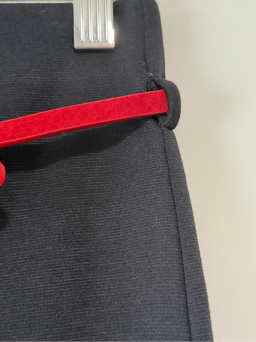Xhilaration Black Pencil Skirt with Red Slim Suede Belt - Picture 4 of 7
